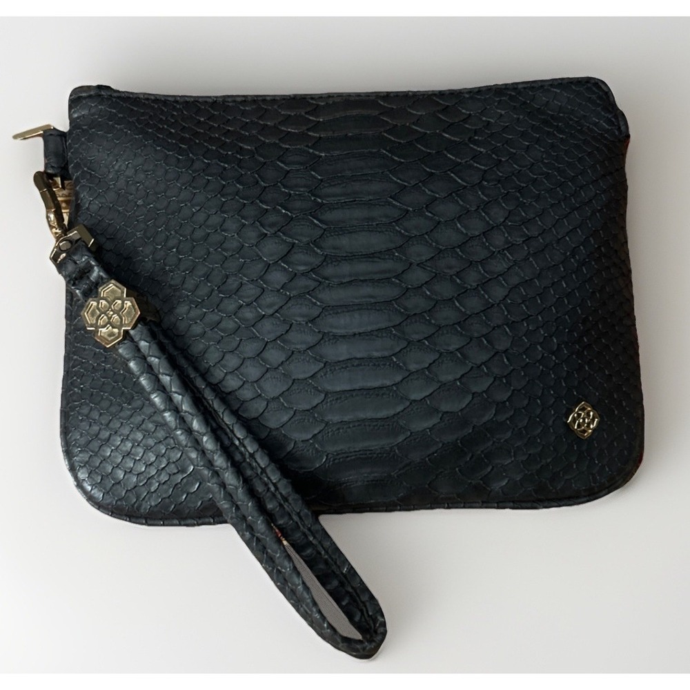 Kendra Scott Travel Pouch Wristlet Clutch Black Gold Hardware Reptile Embossed